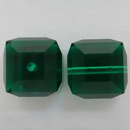 Swarovski 5601 6mm Cube Beads Emerald