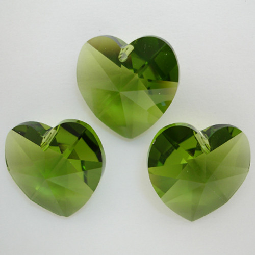 Swarovski 6202 10mm Heart Pendant Olivine