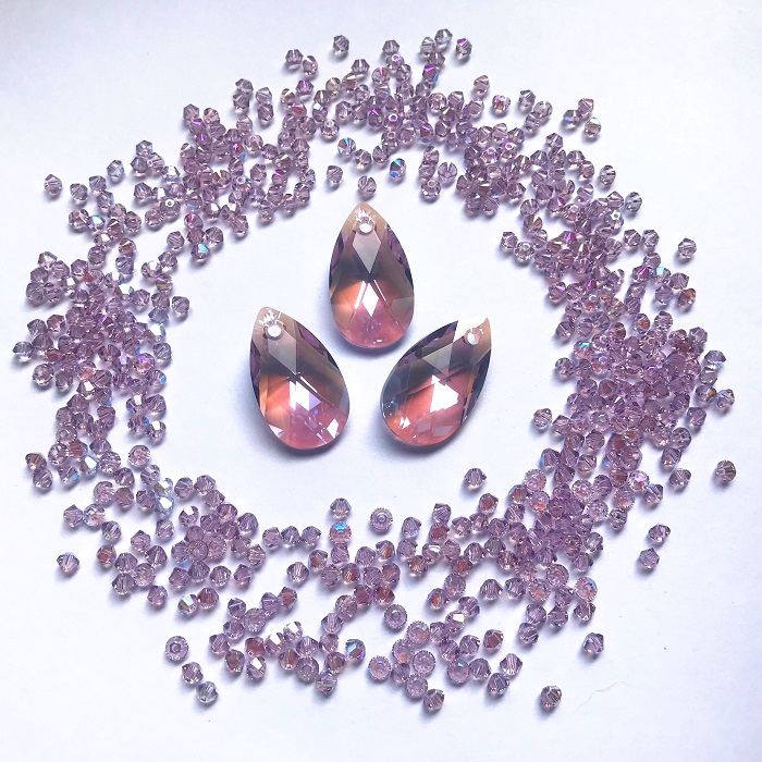 6106-swarovski-crystal-light-shimmer-pearshape-pendants-1-.jpg