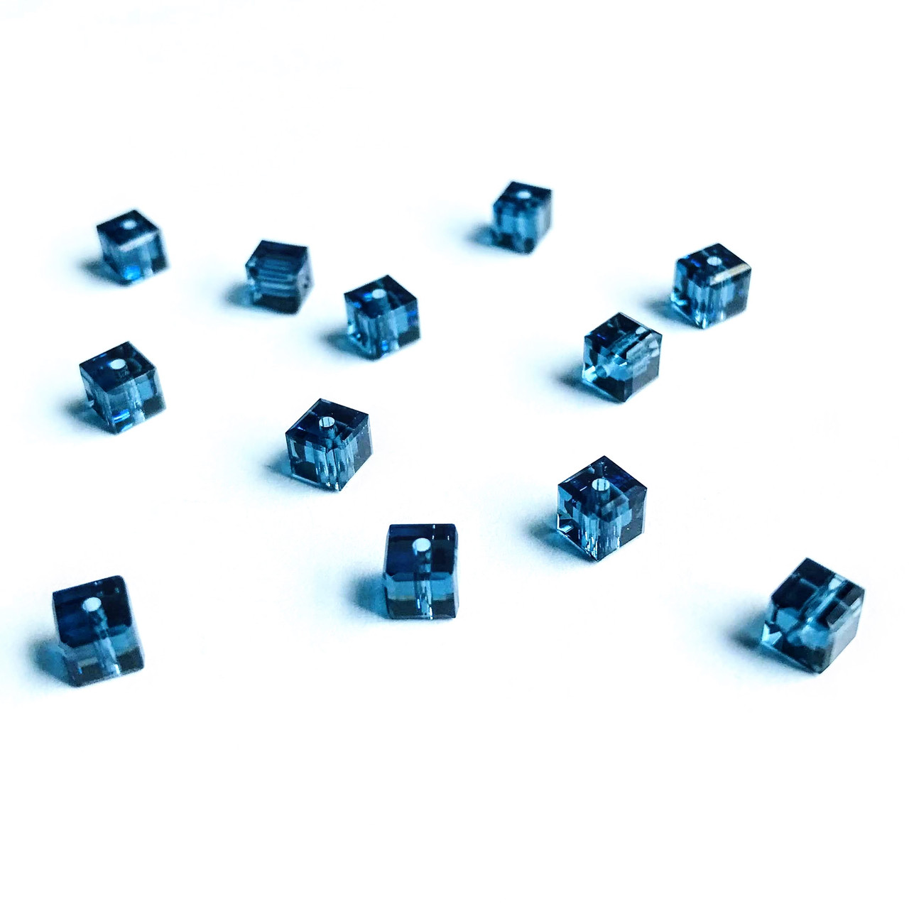 swarovski-crystal-cube-beads-5601-montana-5-49920.jpg