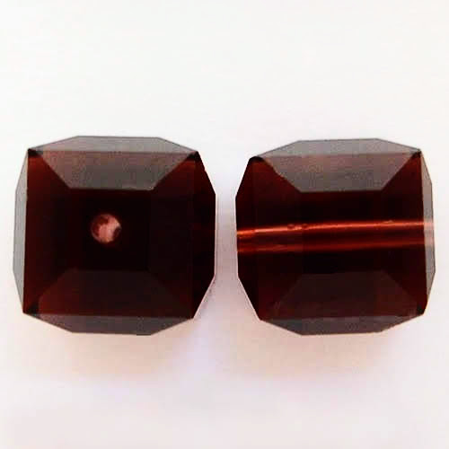 swarovski-crytsal-burgundy-cube-beads-64655.jpg