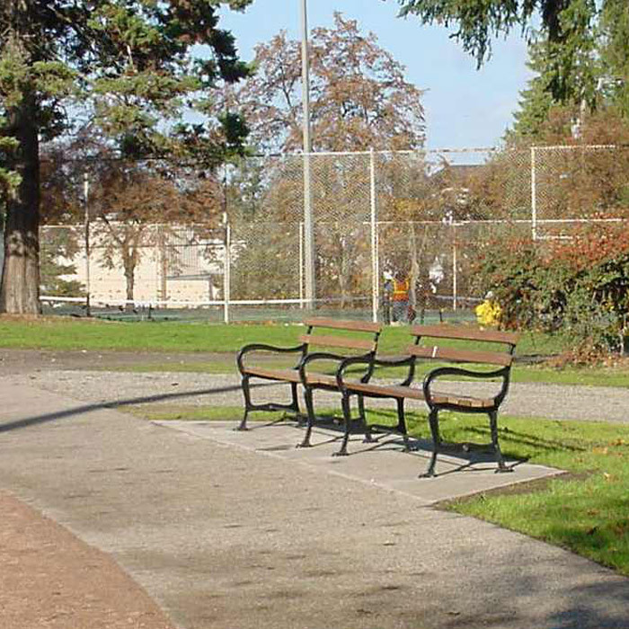 Central Park Settee with Armrest - Kenneth Lynch and Sons