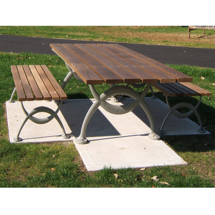 1964 World's Fair Picnic Table Set - Kenneth Lynch and Sons
