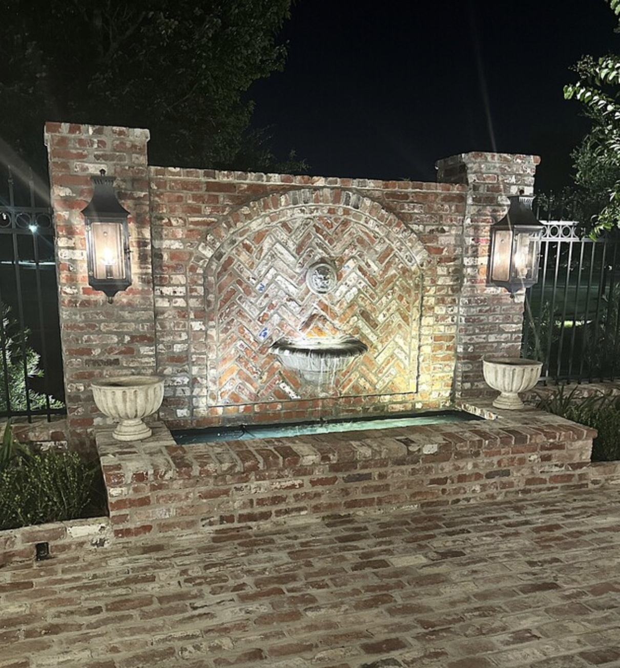 wall-fountain-bowl-with-lion-mask-at-a-private-residence-in-gulfport-ms.png