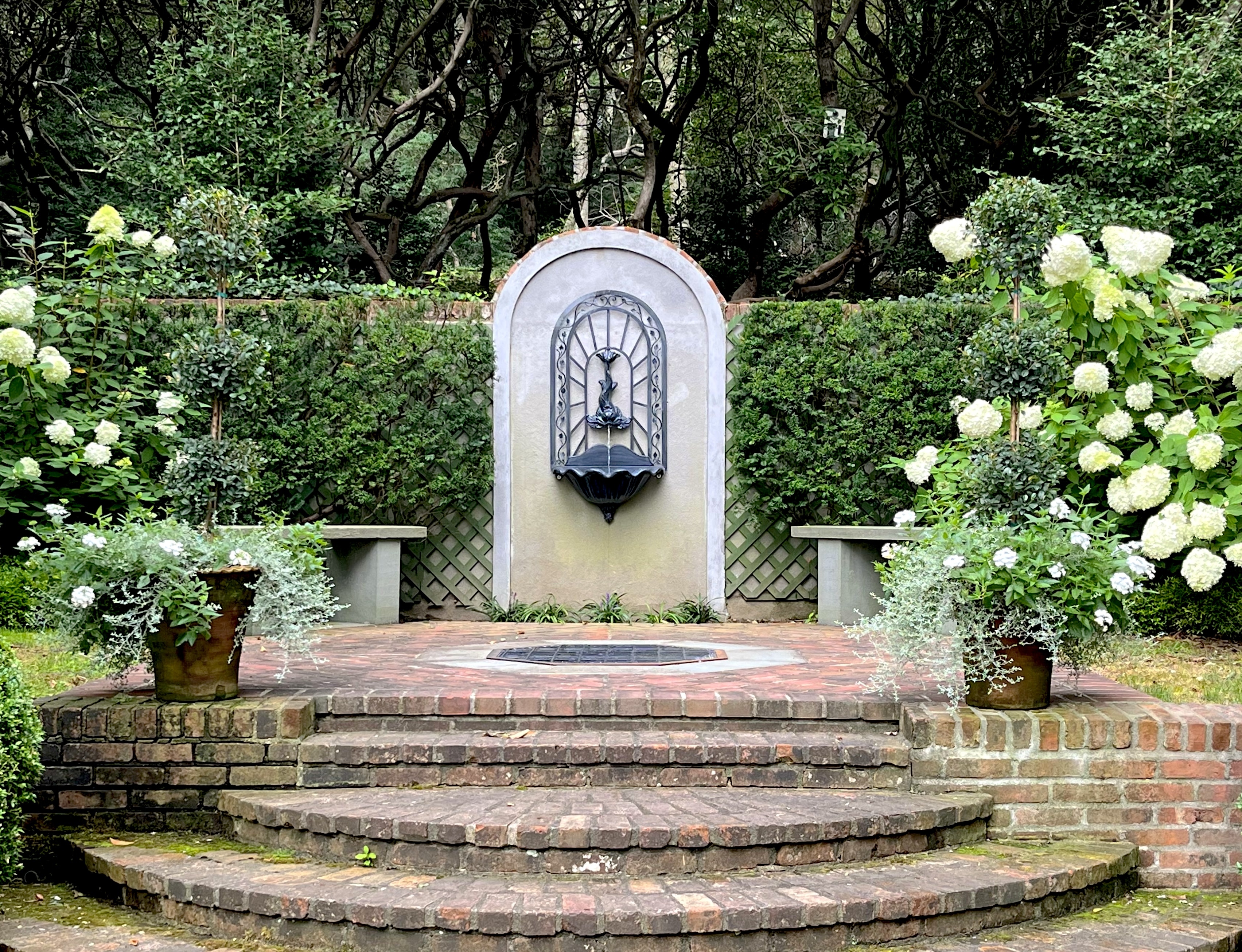 wall-fountain-fc551-antique-black.jpg