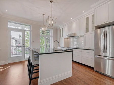 Aberdeen Urethane Baseboard Moulding