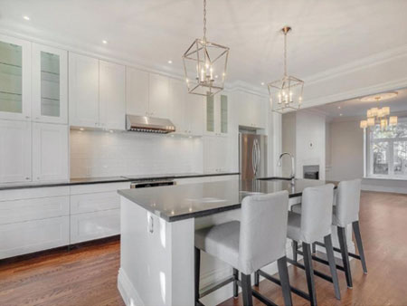 Aberdeen Urethane Baseboard Moulding