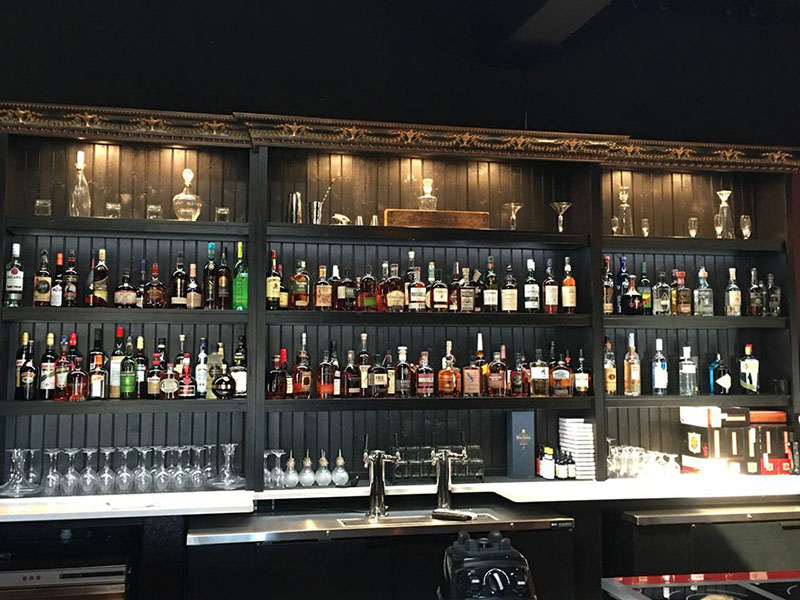 FAD Hand Painted Crown Molding &ndash; #CMF-010