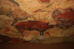 reproduction-cave-of-altamira.jpg