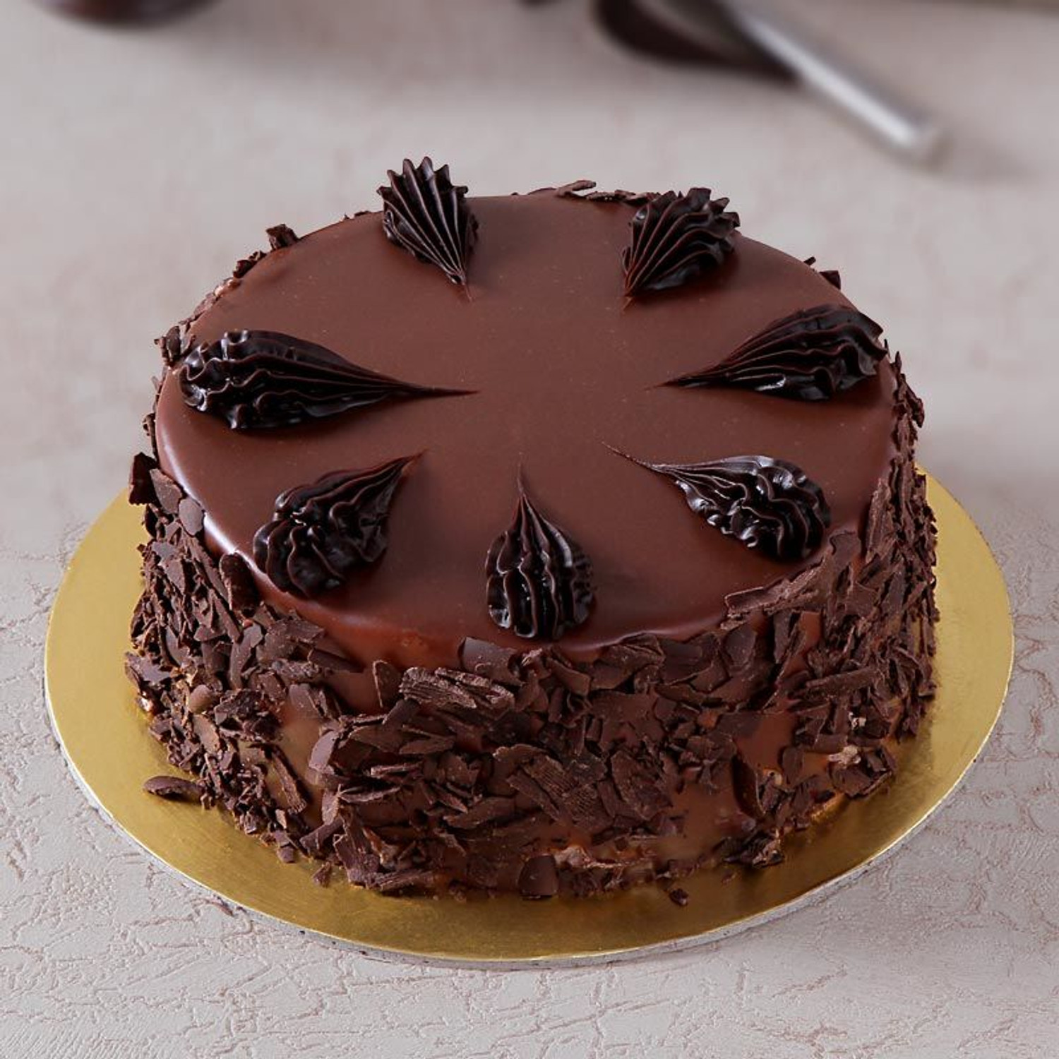 Order Eggless Chocolate Gateau Cake Online | Yum Hai Hum