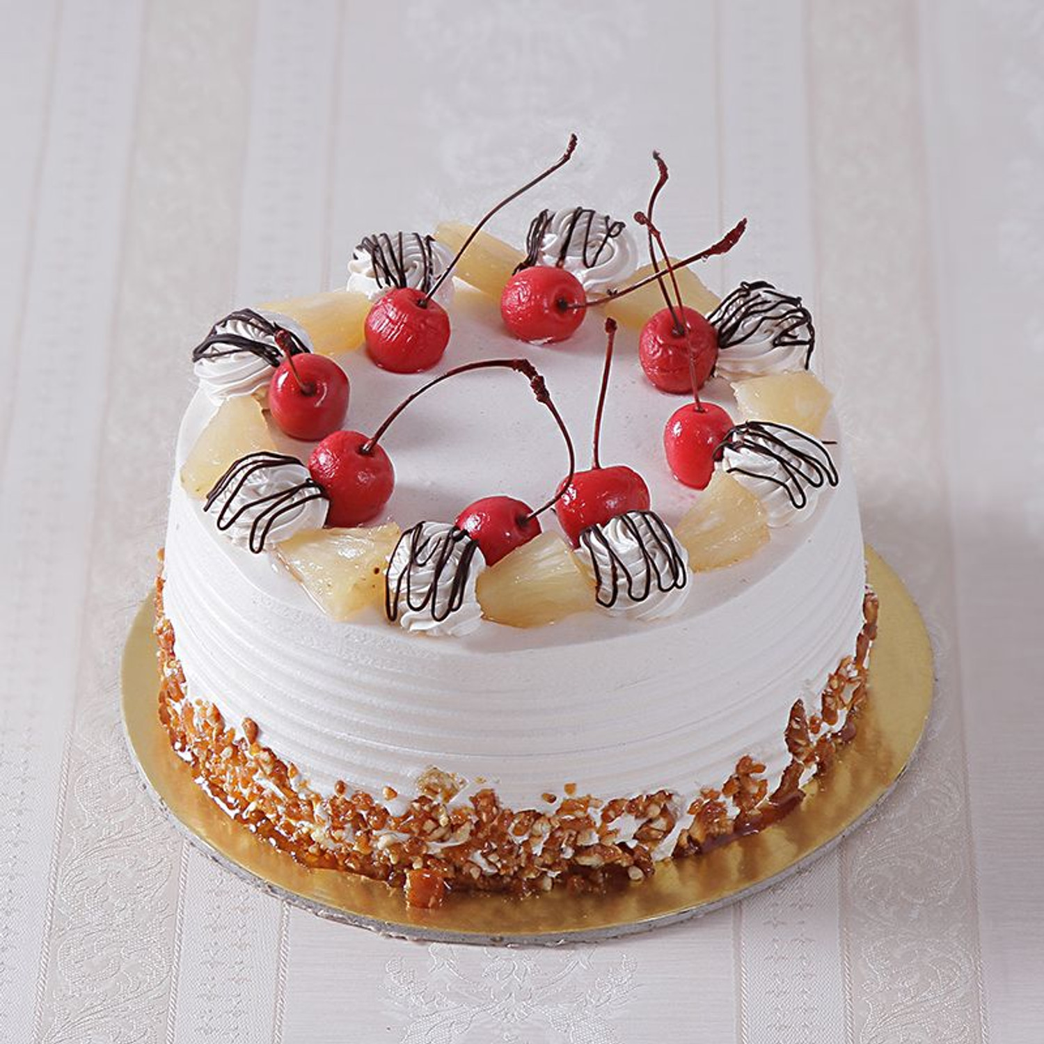 Order Special Butterscotch Cake Half Kg Online at Best Price, Free  Delivery|IGP Cakes