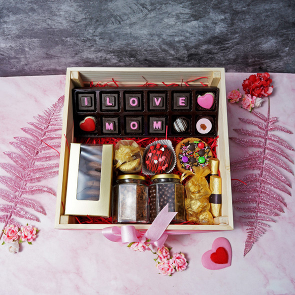 Mothers Day Chocolate Hamper