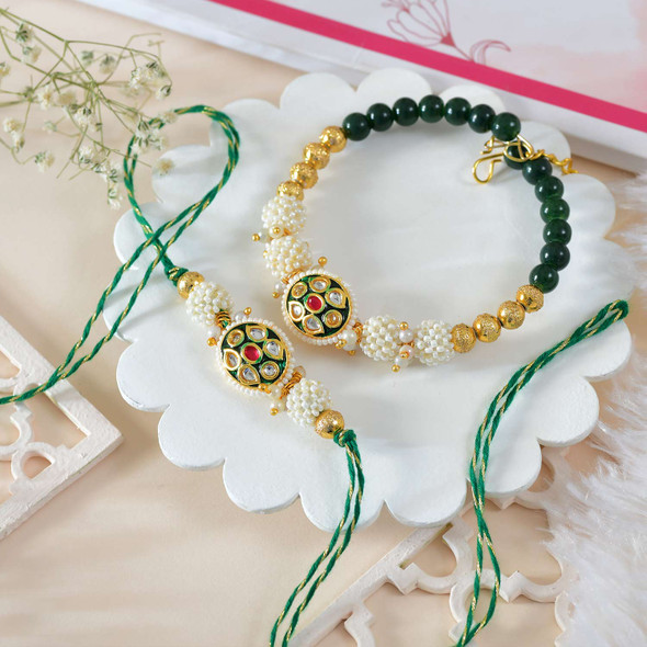 Alluring Bhaiya Bhabhi Rakhi Set