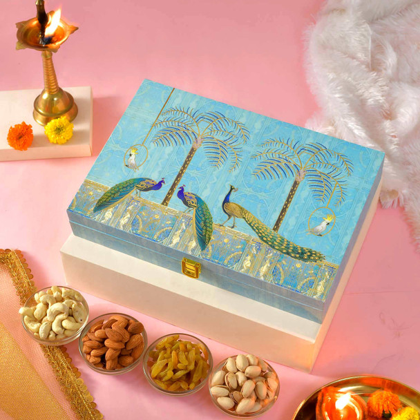 Bhaidooj Dhaaga With Deluxe Dryfruit Gift Box Bhaidooj Dhaaga With Deluxe Dryfruit Gift Box