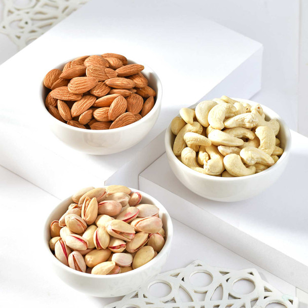 Bhaidooj Thread with Assorted Dryfruits