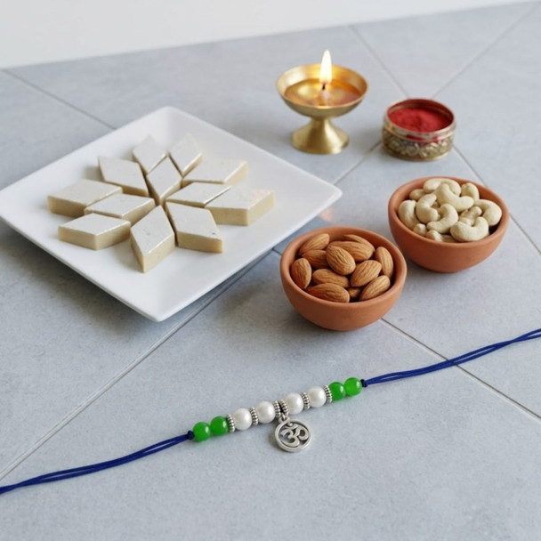 Rakhi Dry Nuts & Sweets Box