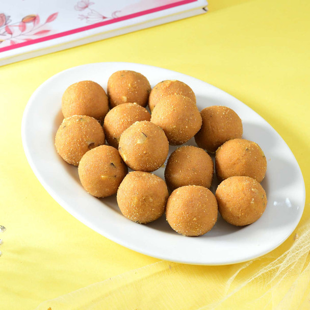 Hand Crafted Rudraksh Rakhi With Besan Laddu
