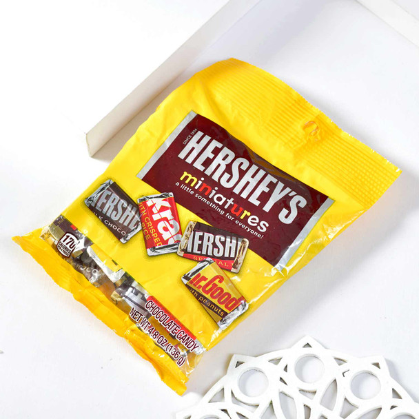Bhaiya Bhabhi Rakhi Hershey Chocolates Hamper