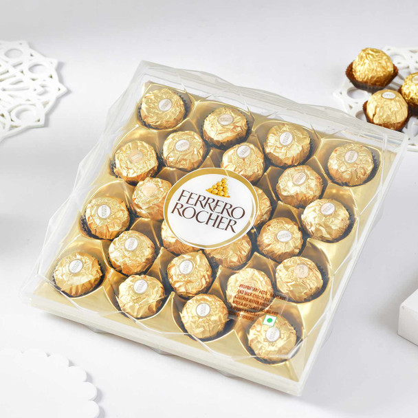 Royal Gajraj Bhaiya Bhabhi Rakhi Set and Chocolate & Nut Combo