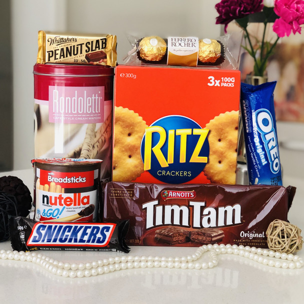 Send Sweet and Savoury Hamper Online to Australia