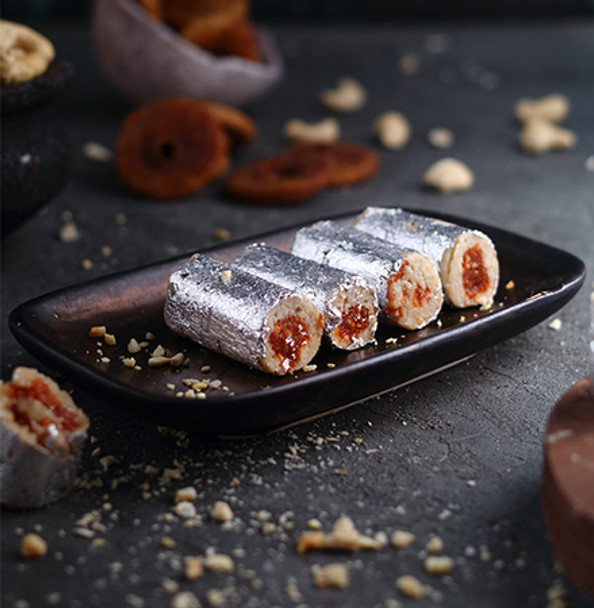 Kaju Anjeer Rolls