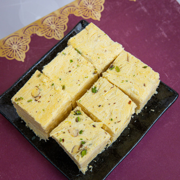 Assorted Dryfruits with Soan Papdi & Ferrero Rocher