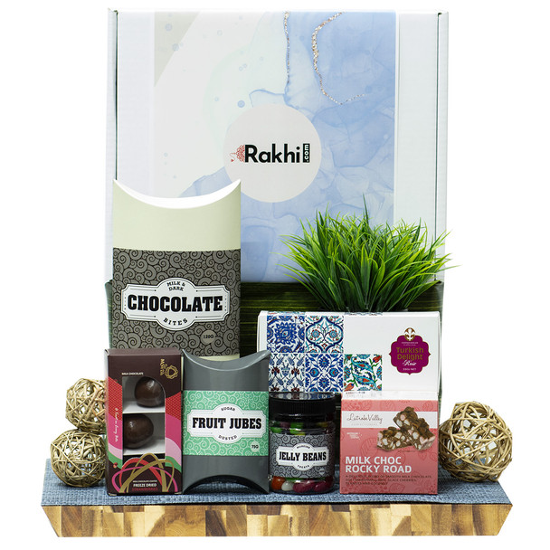 Rakhi Set With Gourmet Hamper