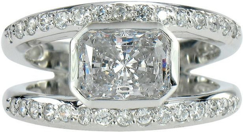 【通常価格】B6931コルロフ 逸品エメラルド１．００ct 天然絶品ダイヤモンド１．３０ct 最高級18金無垢リング エメラルド