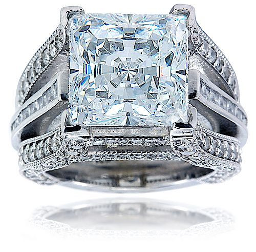 Paraisso 8.5 Carat Princess Cut Cubic Zirconia Channel Set Ring