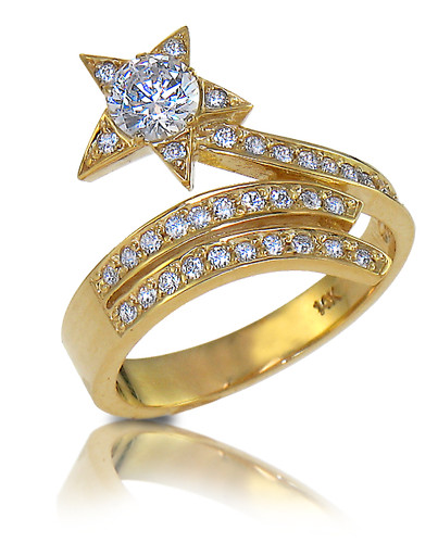 Star Diamond Signet Ring