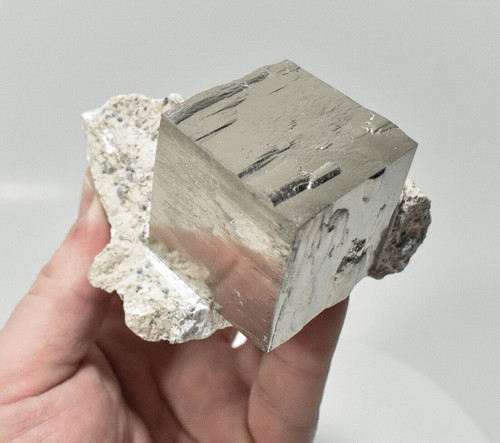 3.85" Golden PYRITE 1.53" Cube On Matrix "Video" Navajun, La Rioja, Spain - P634