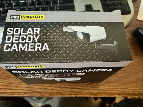 NEW* Solar Decoy Camera - Steady on red light. Easy to install. Solar powered