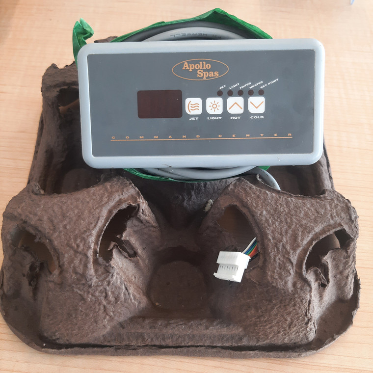 re-cycled Apollo spa ( arctic spa ) hot tub topside control Gecko tsc 18 used in gecko S-class lower control spa paks

Limited quantity item . check back as inventory changes often 

 
for these items and others not yet listed give us a call 1-855-248-0777