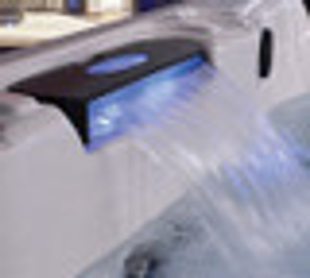 Safeguard your hot tub from the sizzling rays of the summer sun!