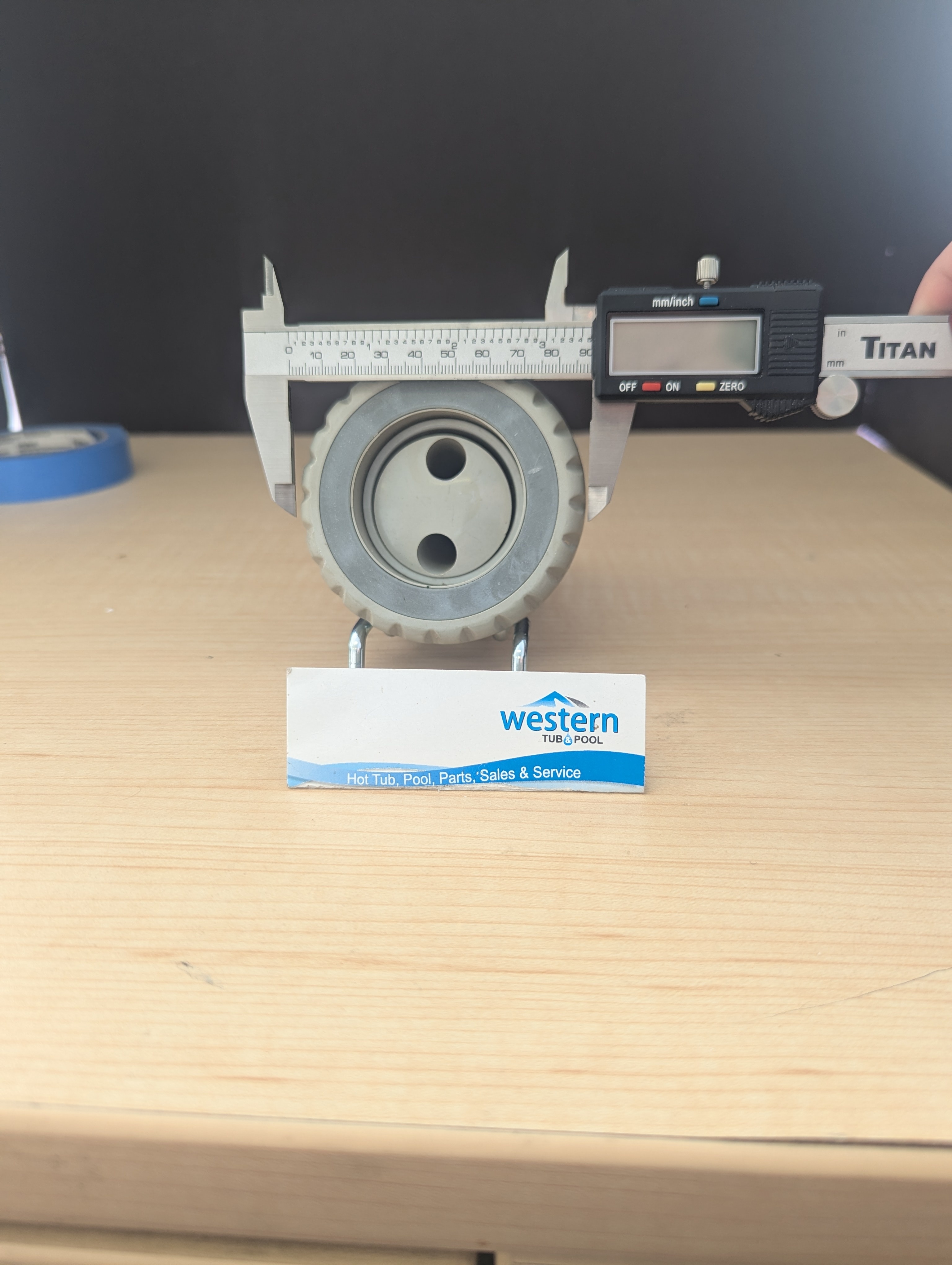 Revitalize Your Hot Tub Experience Today   Give your pre-2001 Beachcomber hot tub the upgrade it deserves. This recycled, large-face pulsator jet delivers the powerful massage action you've been missing.  The Perfect Replacement for Your Spa Is a broken or worn-out jet ruining your relaxation time? This recycled grey gear style pulsator jet is the ideal replacement for your pre-2001 Beachcomber hot tub. Engineered for a perfect fit and powerful performance, it’s designed to restore your spa’s original hydrotherapy massage.     Why Choose This Jet Insert? Powerful Pulsator Massage Experience a dynamic, pulsating water flow that targets sore muscles and provides a deeply relaxing hydrotherapy session.  Guaranteed Compatibility Designed specifically as a threaded jet insert for pre-2001 Beachcomber hot tub models, ensuring a secure, leak-free fit.  Recycled and Reliable Get the performance you need with an eco-friendly, recycled part that has been carefully inspected for quality and durability.  Classic Textured White Finish The large face and white gear style seamlessly match your hot tub’s original aesthetics, making it look as good as new.     Restore Your Spa in Minutes Ready to bring your hot tub back to life? This easy-to-install, thread-in recycled jet insert makes replacement simple, getting you back to relaxing  ***While there may be minor wear and discoloration due to the product being recycled, rest assured that all our jets are in good condition.  ***Please note that the availability of this recycled part may vary based on stock. We strive to keep our inventory freshly rotated, so you can always find what you need. If this product is out of stock, please add it to your wish list to be notified when new stock arrives. 