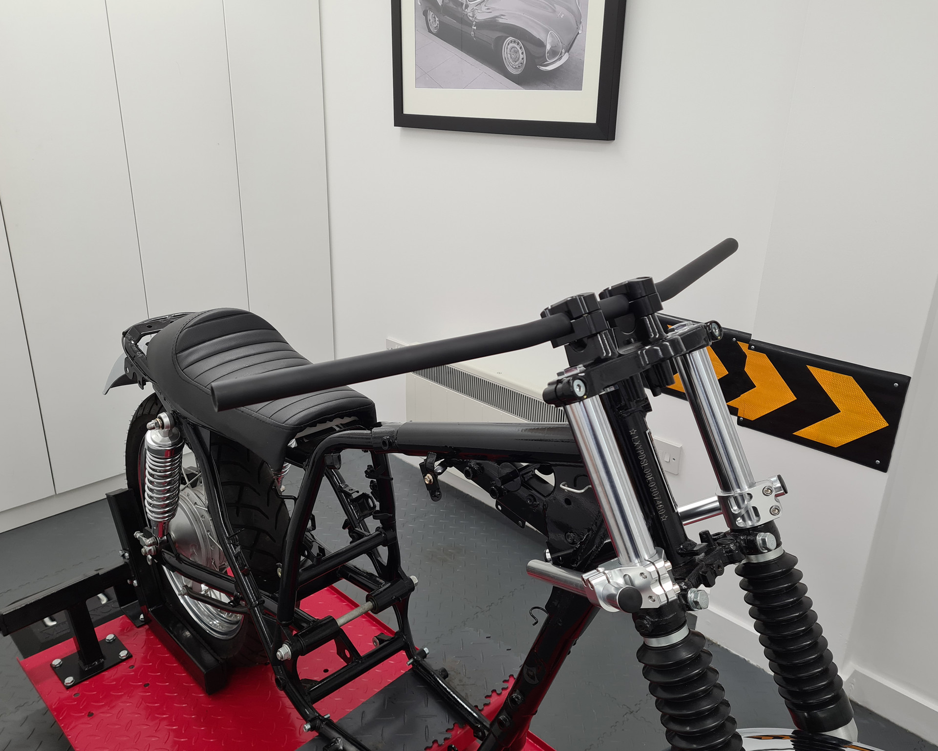 Streetfighter Motorbike Drag Bars Handlebars - 22mm 7/8