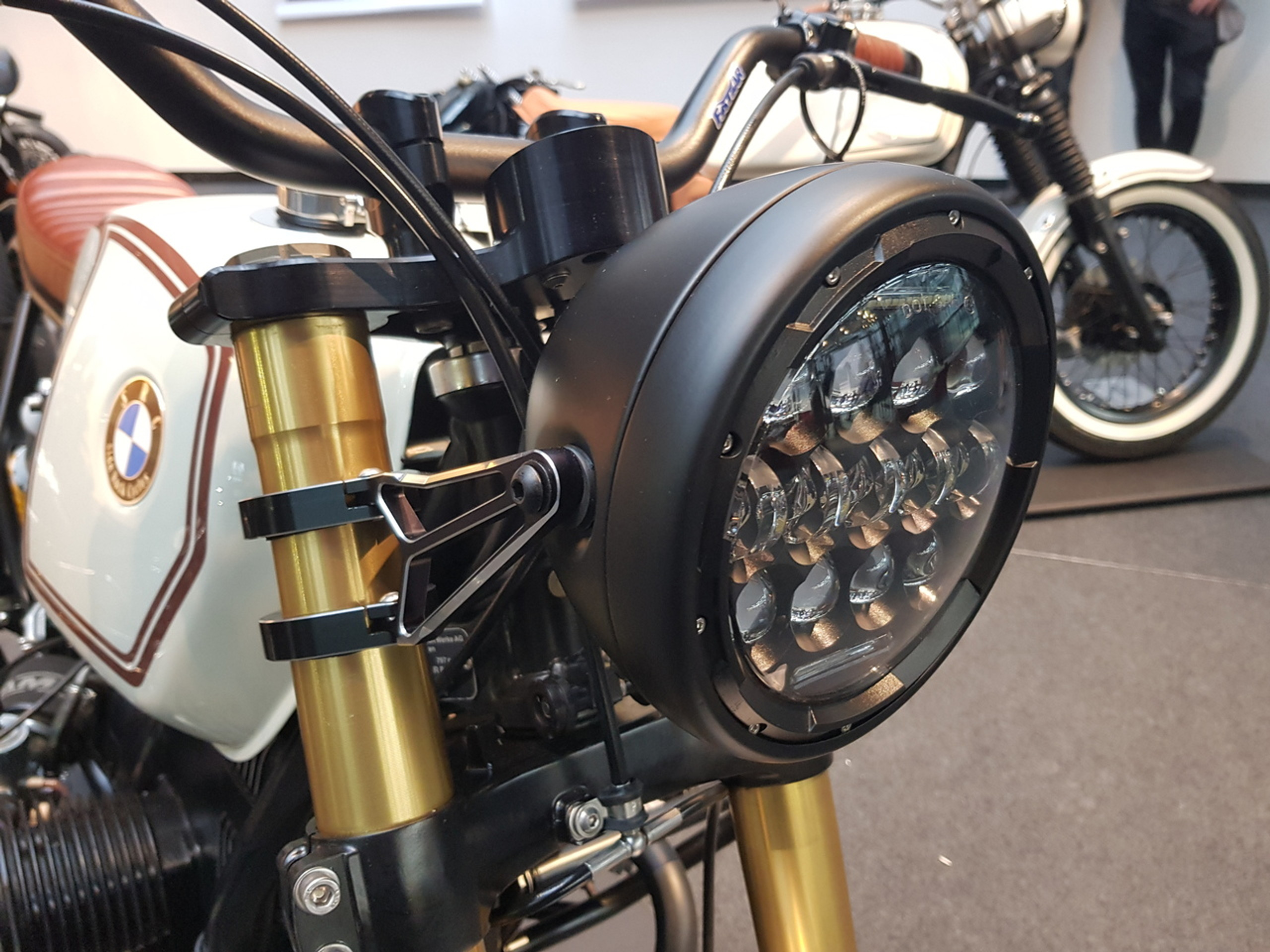 Headlight 7.5" Projector LED for Cafe Racer Retro Custom Motorbike