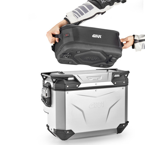 Givi XL10 15-LTR water-resistant cargo bag with magnetic mounting