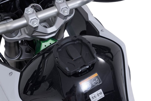 SW-MOTECH BLACK PRO TANK RING - TRT.00.787.34900/B - KAWASAKI KLE 500