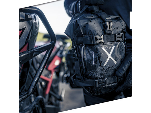 SHAD TR08 WATERPROOF ENGINE BAR BAG - X0TR08