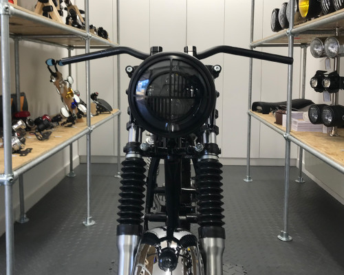 Motorbike Headlight LED 7.7" + Grill for Retro BMW Custom Cafe Racer & Scrambler
