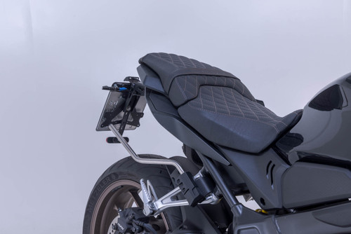 PRO BLAZE H saddlebag set Black. Honda CBR650R / CB650R (18-).