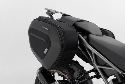 PRO BLAZE H saddlebag set Black. KTM 125 / 390 Duke (17-23).