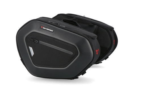 PRO BLAZE saddlebag set Black. Yamaha MT-09 Tracer (14-17). PRO BLAZE saddlebag set Black. Yamaha MT-09 Tracer (14-17).