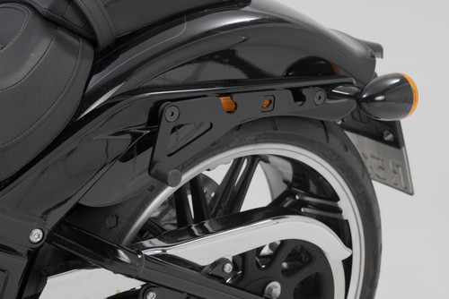 Legend Gear side bag system LH1/LH1 2x 19,5 l. FatBoy / S, Breakout / S (17-).