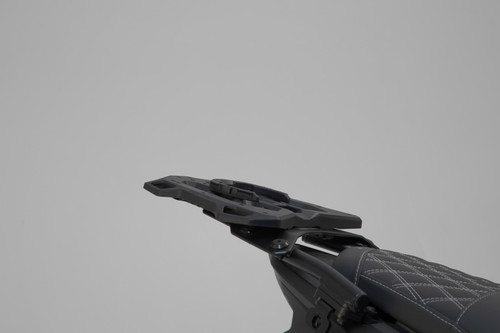 PRO tank ring adapter kit for STREET-RACK For PRO tank bags. With adapter plate. Black.