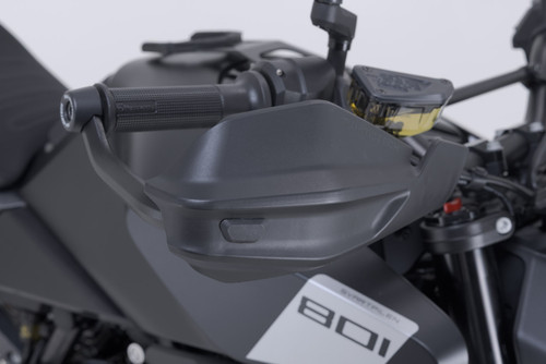 Adventure handguard kit Black. Husqvarna Svartpilen 801 (24-).