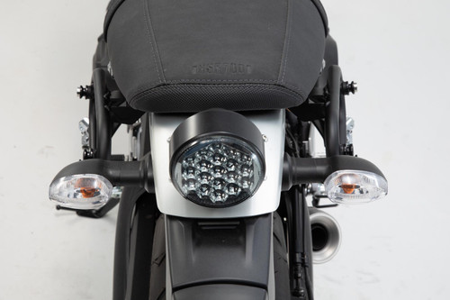 SLC side carrier right Yamaha XSR 900 (15-21).