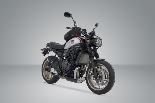 SLC side carrier left Yamaha XSR700 (15-) / XSR700 XT (19-).