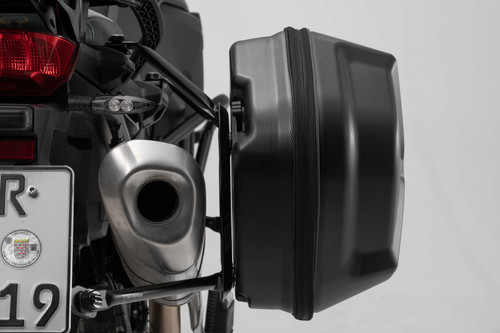 AERO ABS side case system 2x25 l. Yamaha XJR 1200 (95-99)/ XJR 1300 (98-14).